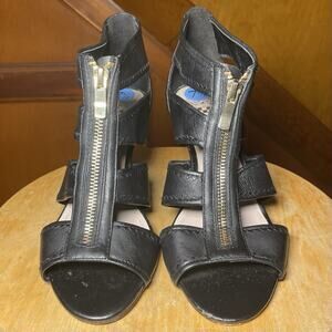 Vince Camuto - Front Zip Black 3" Heels - Women size 7.5 M - Pre-owned